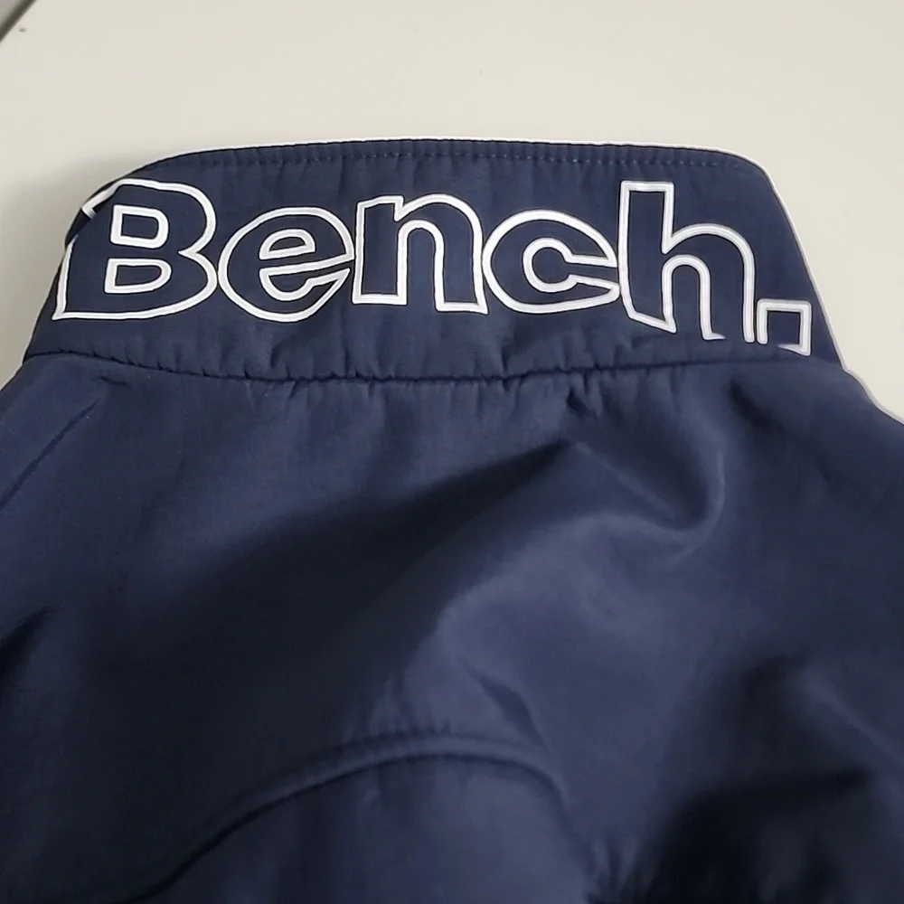 Bench Shell Jacket size Small - Picture 9 of 9